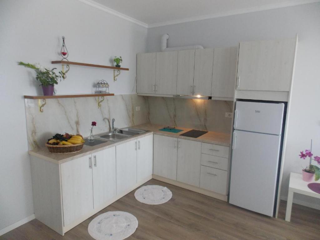 Amarilis Luxury Apartments Sarande Exterior photo